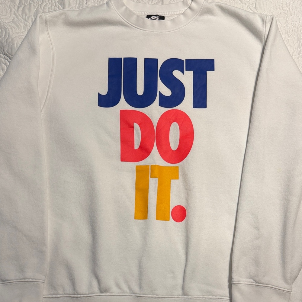 Nike White Crewneck Sweater with Bold Print